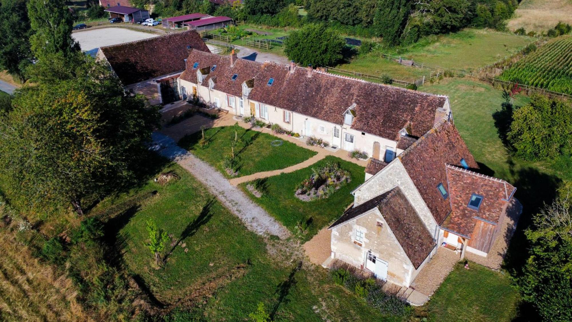 Chambres D'Hotes Du Bistrot Des Ecuries Cour-Maugis-sur-Huisne Luaran gambar